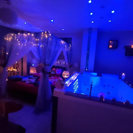 Loft Avec Baignoire Spa Lecrin Romantique Ochancourt Екстер'єр фото