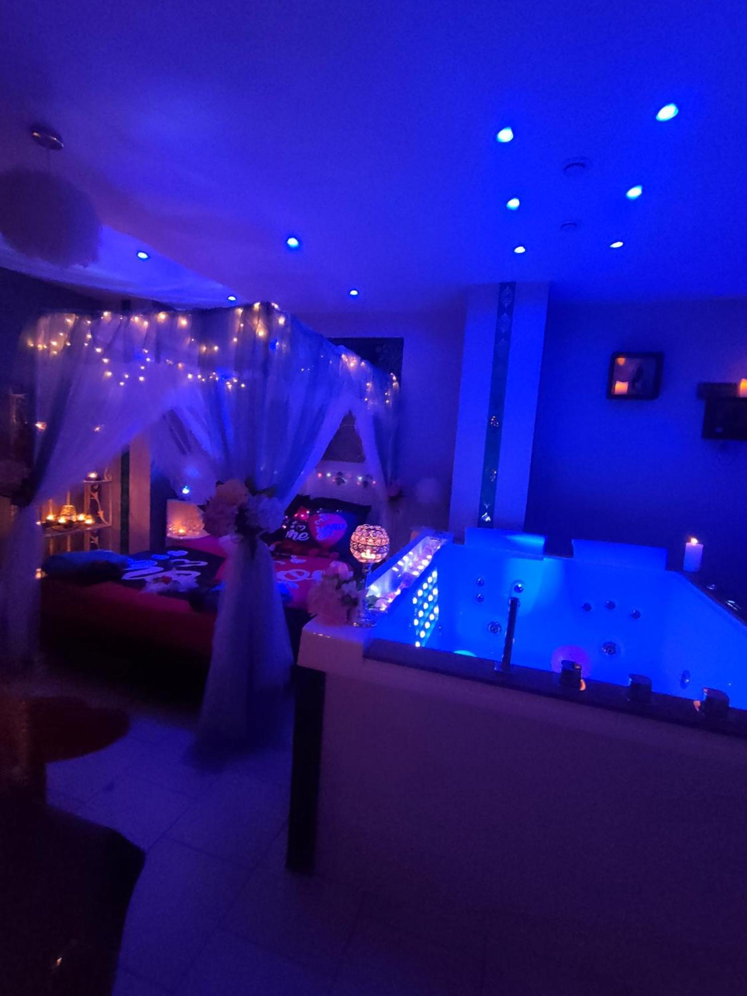 Loft Avec Baignoire Spa Lecrin Romantique Ochancourt Екстер'єр фото